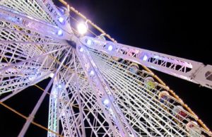 Photos de la Grande Roue de Bordeaux de nuit 048