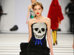 Ciel, on voit mon squelette ! 2