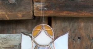 Made in Briançon (Alpes): un ange de Noel en vitrail ange-de-noel