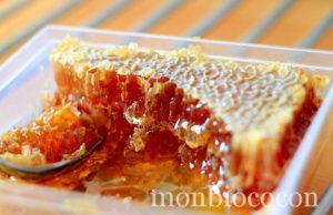 Le miel en rayon, moi j’adore ça ! Et s’il est bio, c’est mieux miel-en-rayon-bio