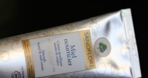 Test de la Crème moelleuse au Miel Nourricier de SANOFLORE, mains et ongles, au miel de tilleul bio crème-moelleuse-mains-sanoflore-miel-nourricier-1