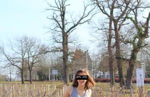 Zoom sur ma nouvelle tenue sportive mais relax de chez Move Dancewear. Suis comment? move-dancewear-pantacourt-t-shirt-streetwear-8