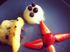 Gouter du jour, dessert du soir ou juste une petite fringale? En tout cas miam miam ! dessert-fraise-glace-muffin-pépites-chocolat