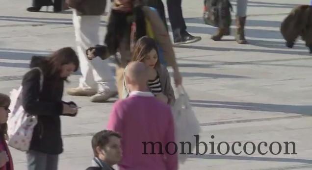 Ça marche aussi si tu mâches une feuille de menthe, ou que tu suces un caillou pub-tic-tac-mauvaise-haleine