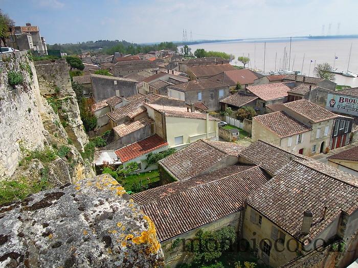 tourisme-bourg-sur-gironde-près-de-bordeaux-4