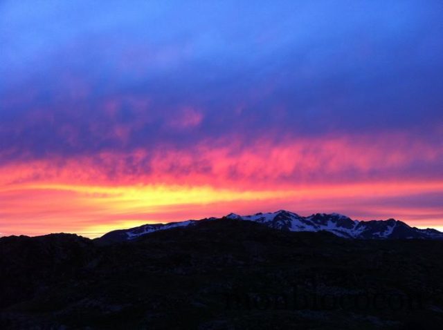 coucher-soleil-plateau-emparis-alpes