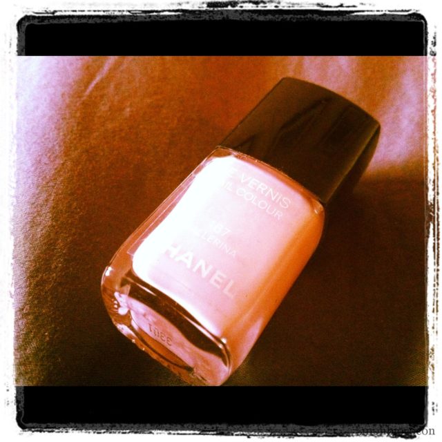 vernis chanel