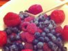 myrtilles-fraises-framboise-yaourt-été
