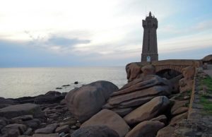 #3 Tourisme en Bretagne : le Phare de Ploumanach tourisme-bretagne-randonnée-0