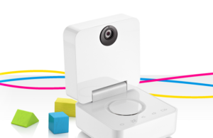 Le Babyphone par Apple, vidéo en +, pour futur geek smart-baby-monitor-withings-iphone-babe