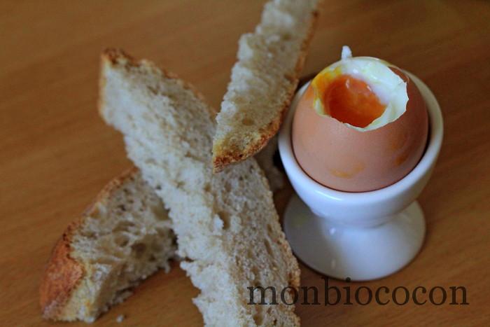 oeuf-coque-bio-pain-campagne-bio-frais-recette-1