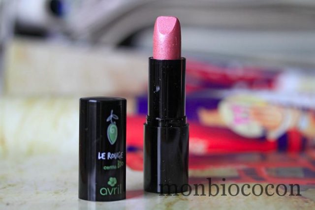 avril-rouge-rose-maquillage-bio-naturel