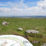 rando-plateau-aubrac-signal-mailhebiau-0