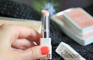 Je suis UNE fille maquillée naturellement