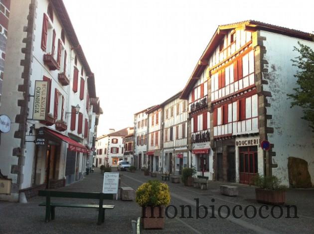 pays-basque-nourriture-apero-poivrons-0