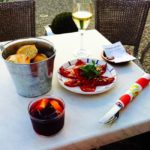 pays-basque-nourriture-apero-poivrons