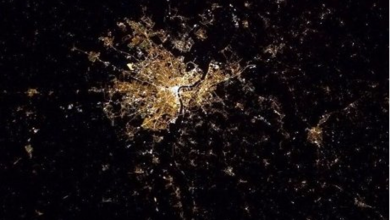Prise de hauteur pour admirer Bordeaux, depuis le ciel…