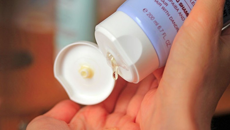 Coco, amande douce & copaïba : délices olfactifs dans ma crinière