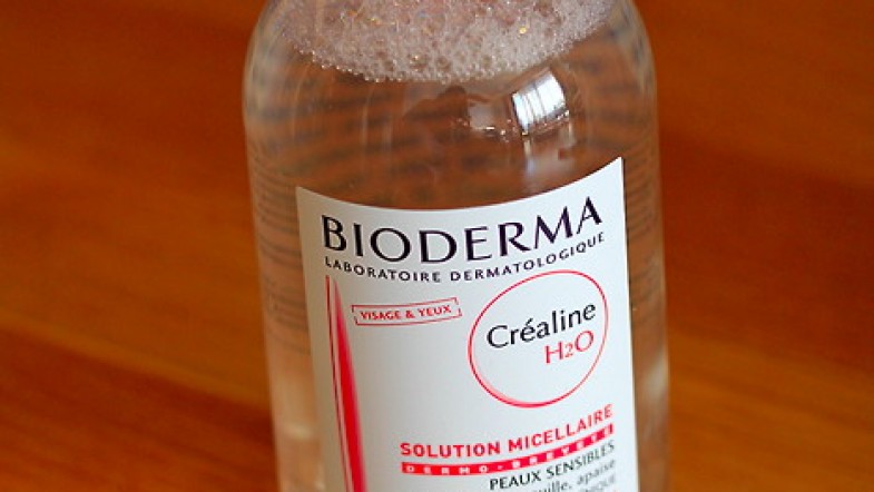 Je me démaquille sans eau, bah ça change pas mal de choses: Bioderma créaline bonjour !
