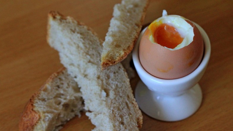 Cot, Cot, dit l’oeuf à la coque !