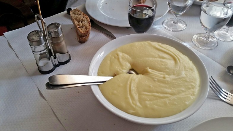 Chez Remise, resto savoureux sur l’Aubrac, à St Urcize (Cantal)