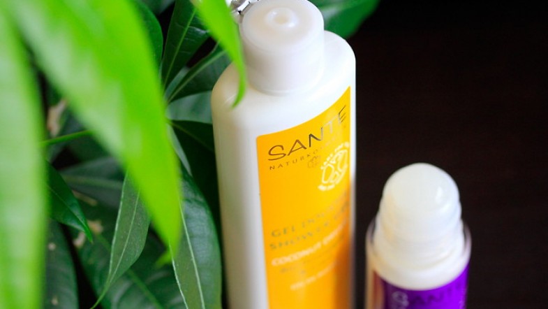 Je me lave bio et je me déote bio aussi. Gel douche et déo Santé Naturkosmétik: mon avis
